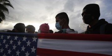 Con nueva norma en puerta: DHS acelerará deportaciones y negará asilos rapidamente en 2025