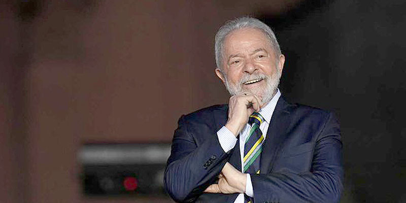 Luiz Inácio Lula da Silva: "Brasil necesita volver a ser un país normal".