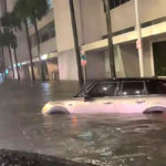Varias zonas en Florida quedaron bajo las agua, por la acción de la tormenta Alex.