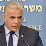 Yair Lapid advirtió que Irán desviaría miles de millones de dólares, en fondos no congelados, a grupos militantes hostiles.