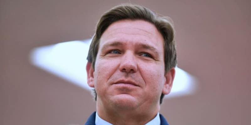 ¿Ron DeSantis estaría modificando su postura migratoria, de cara a las elecciones presidenciales?