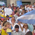 El último reporte Movimientos Migratorios Recientes en América del Sur, Venezuela registra una población de inmigración de 1.324.193 millones de personas.